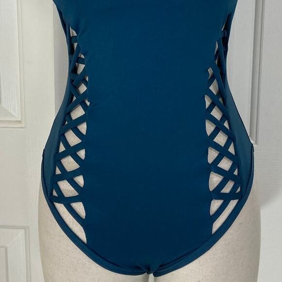 Crisscross strap one piece swimsuit by Red Carter, New ladies small bathing suit - Picture 11 of 13